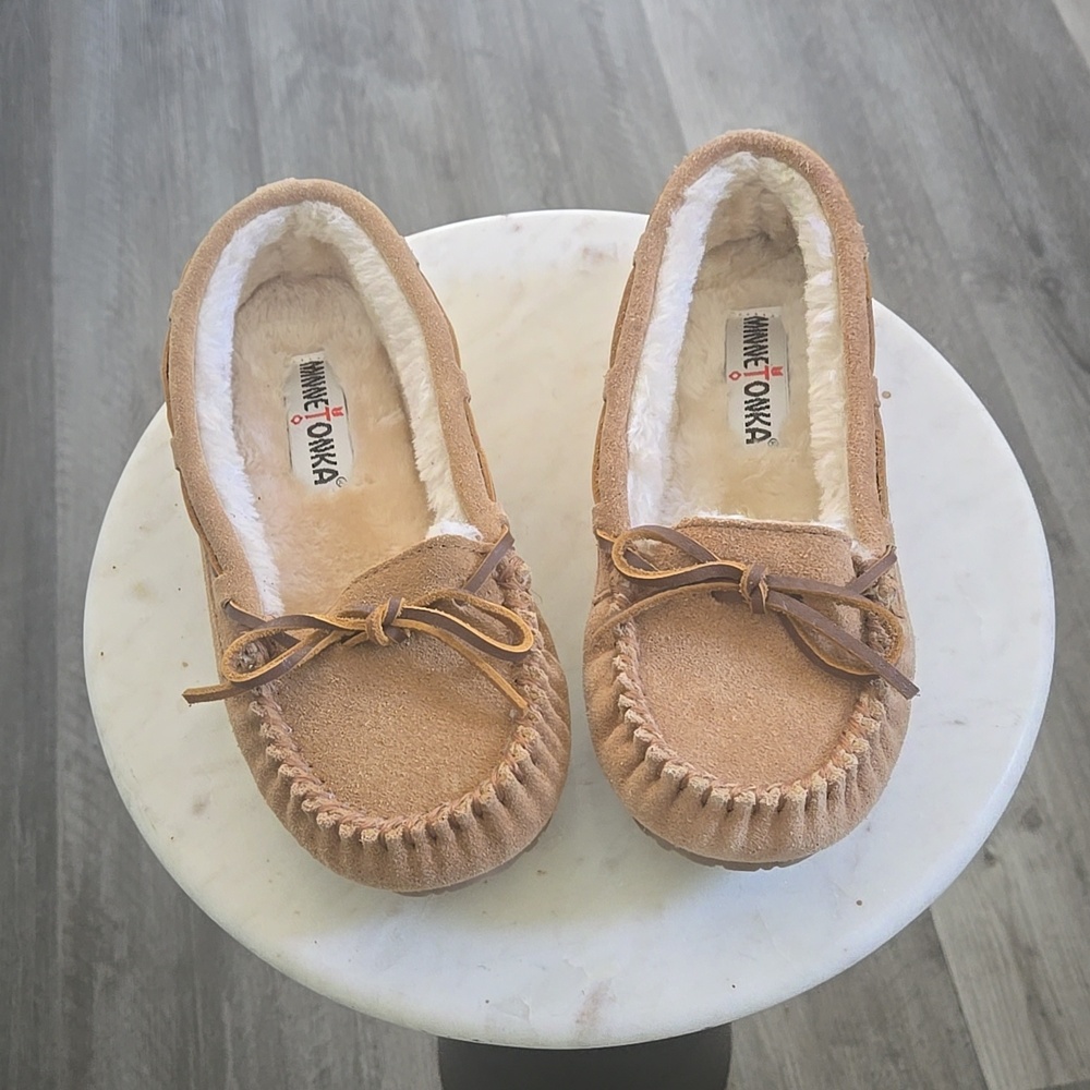 Minnetonka Tan Suede Moccasins